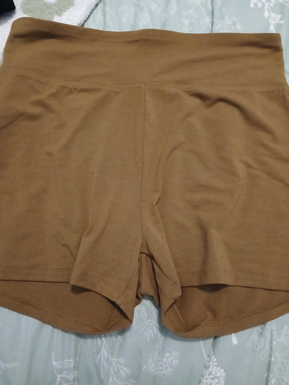 American Eagle Brown Stretch High-Waist Shorts